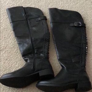 Over the knee wide calf stud boots US8W